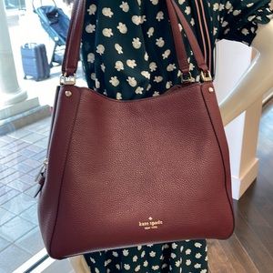 Kate Spade Leila Medium Triple Compartment Shoulder Bag
Sherrywood